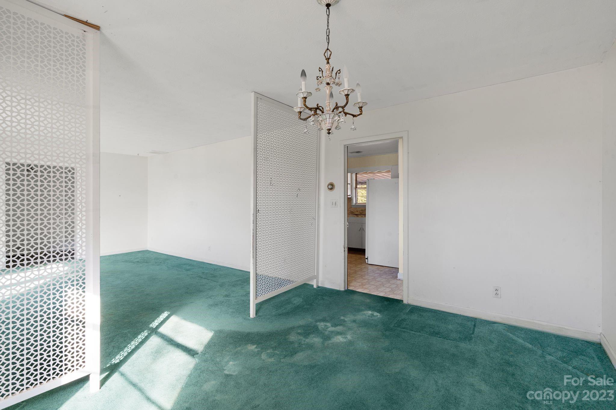 5 Meadowlark Road Asheville NC 28805