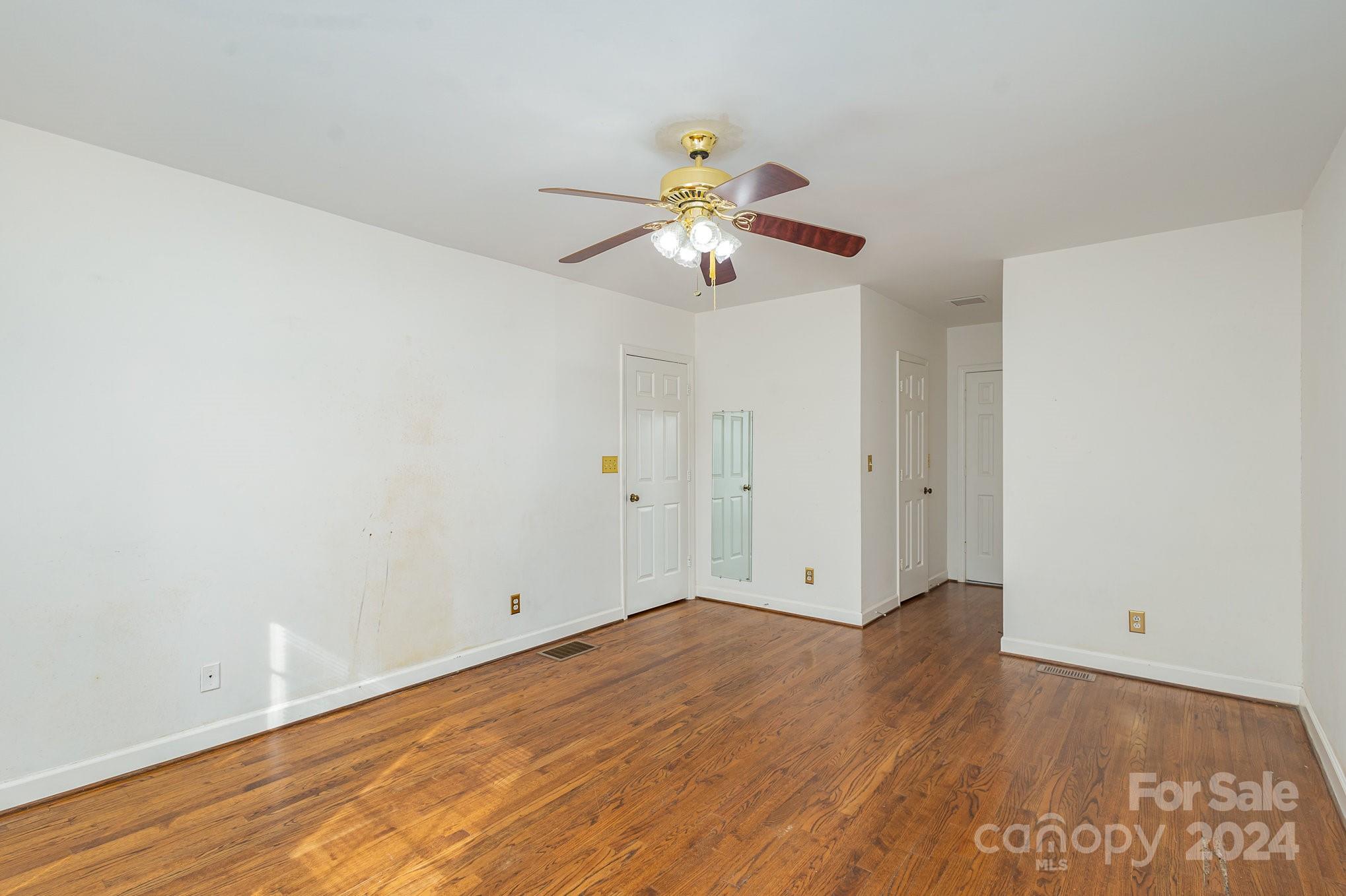 4711 Mcalpine Farm Road Charlotte NC 28226