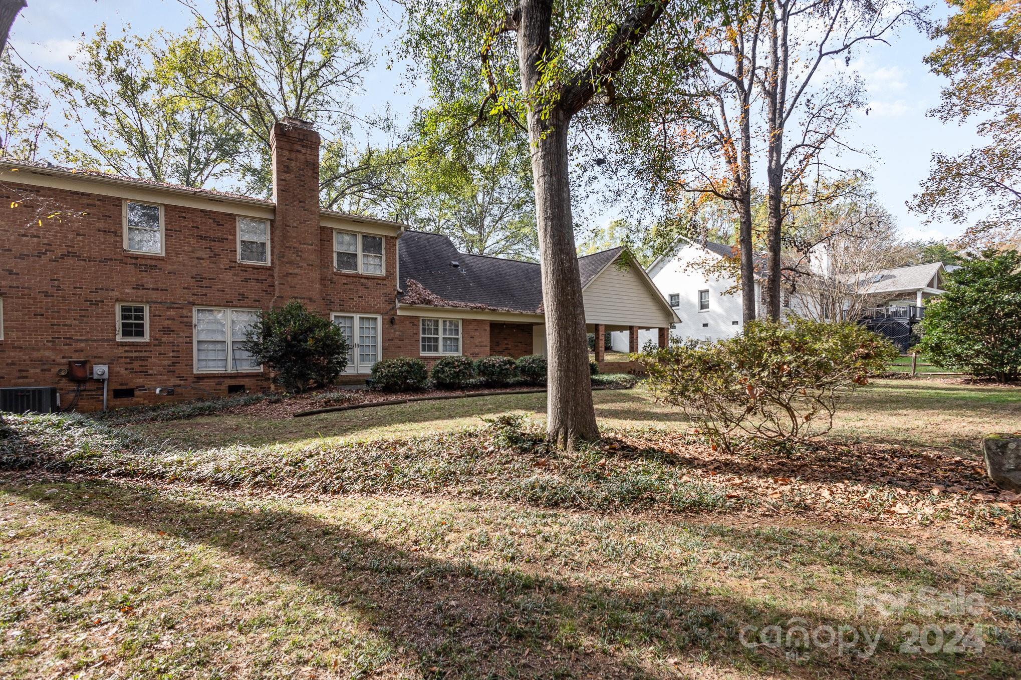 4711 Mcalpine Farm Road Charlotte NC 28226