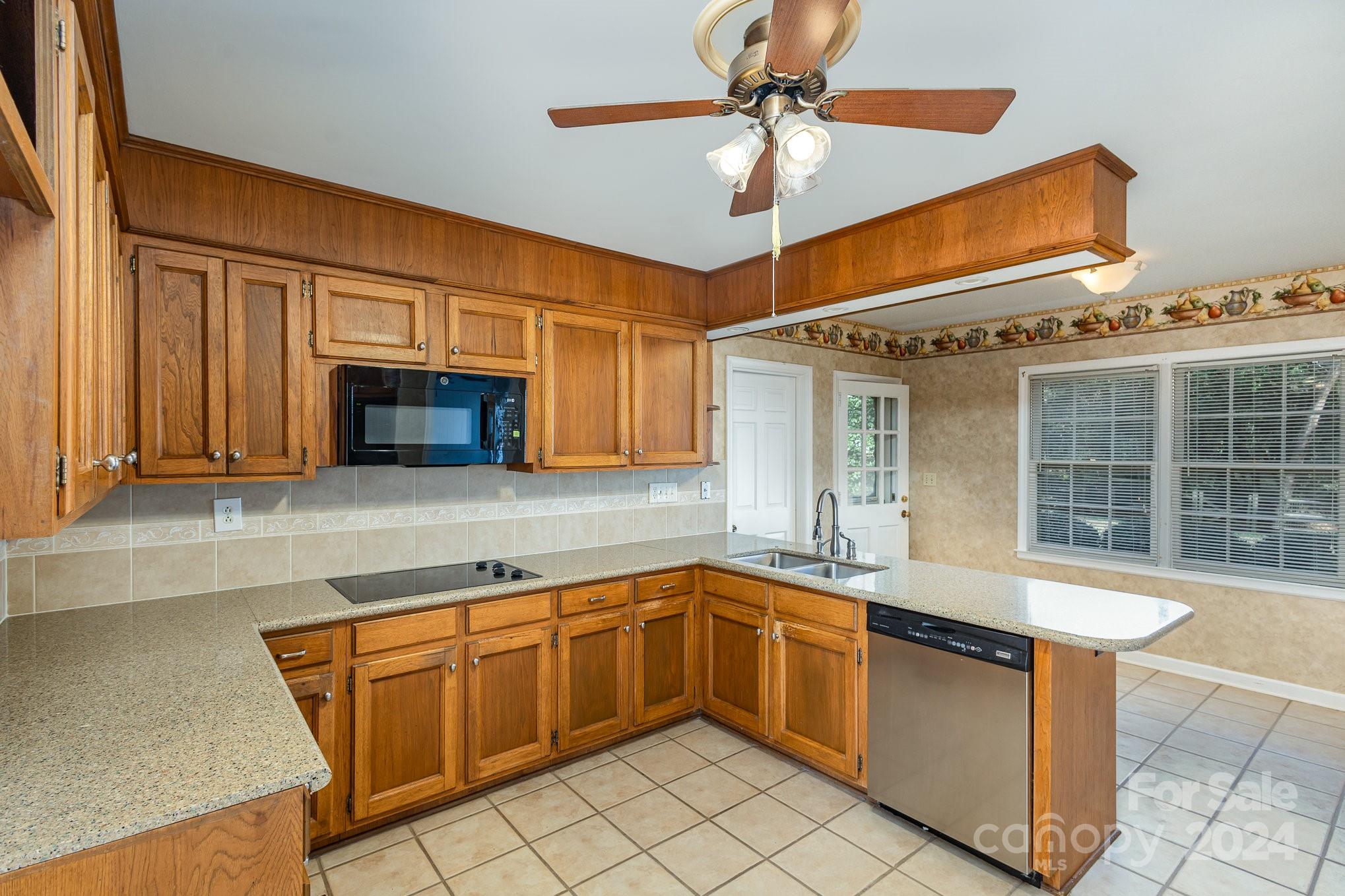 4711 Mcalpine Farm Road Charlotte NC 28226