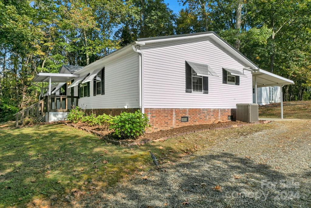 145 Orchard Lane Brevard NC 28712