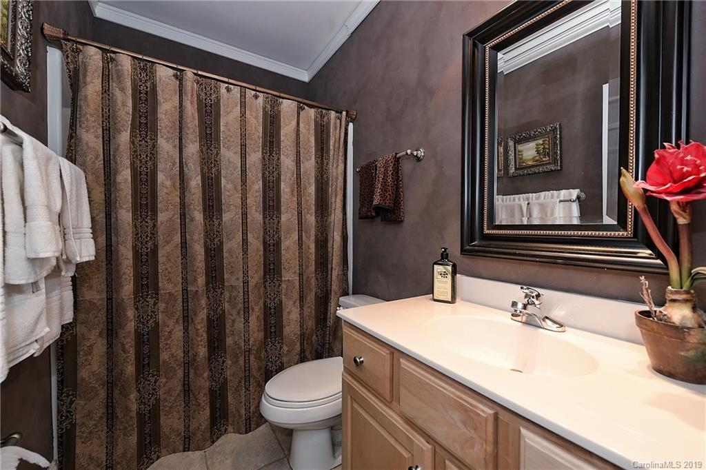 4331 Queensbury Drive Harrisburg NC 28075
