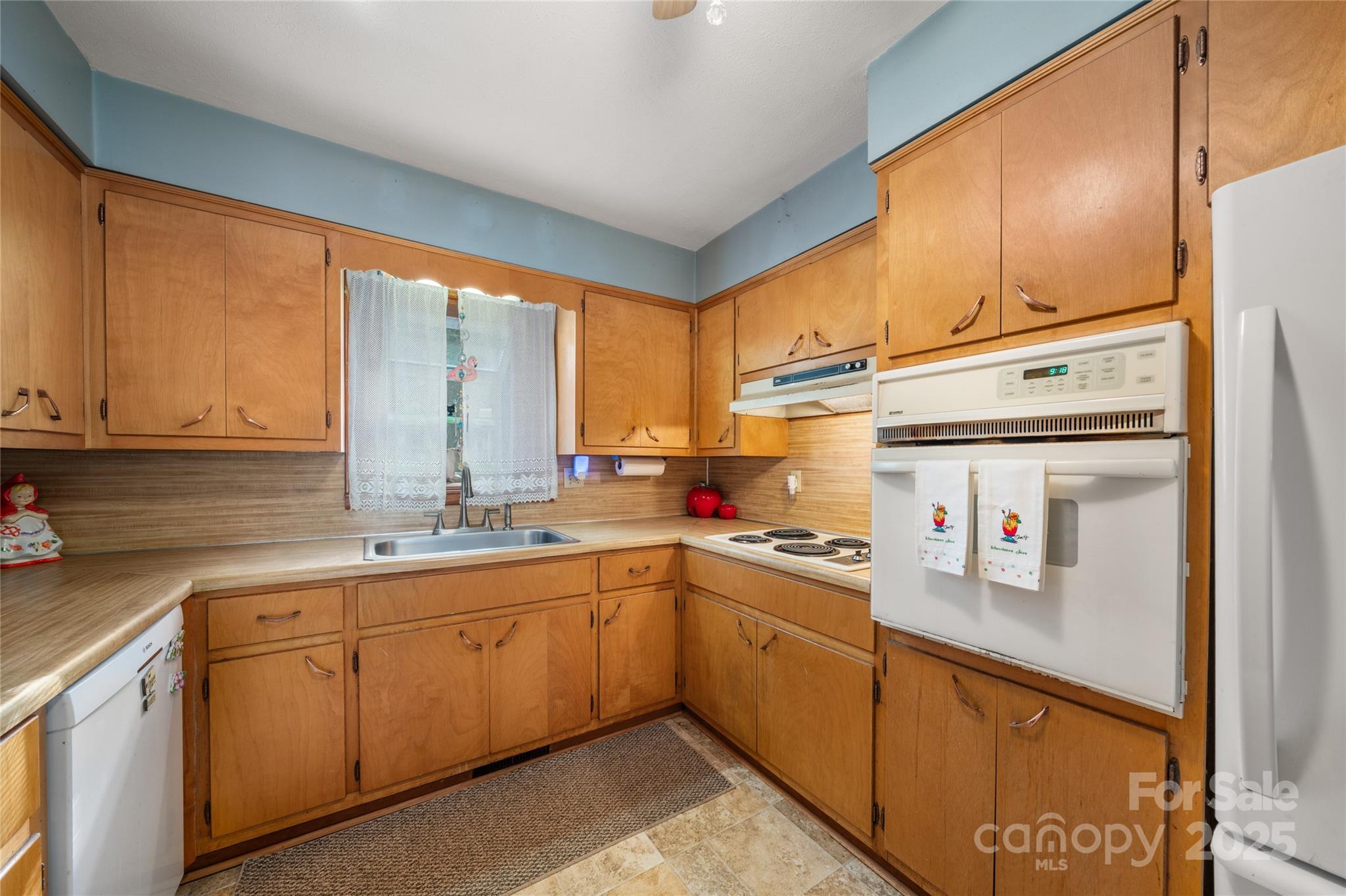 335 Lake Circle Drive Hendersonville NC 28792