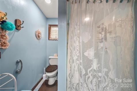 335 Lake Circle Drive Hendersonville NC 28792