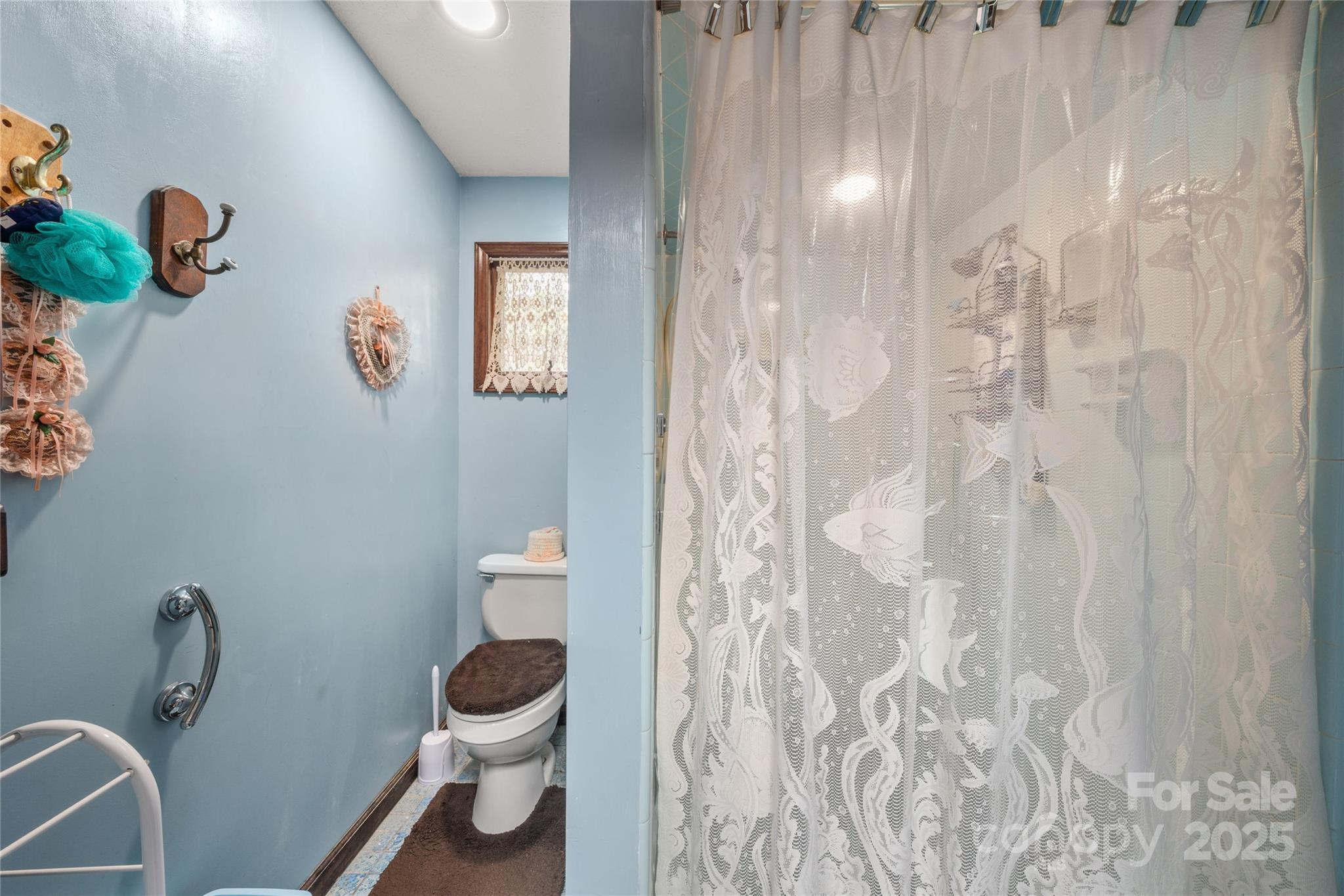 335 Lake Circle Drive Hendersonville NC 28792
