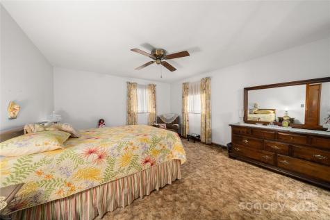 335 Lake Circle Drive Hendersonville NC 28792