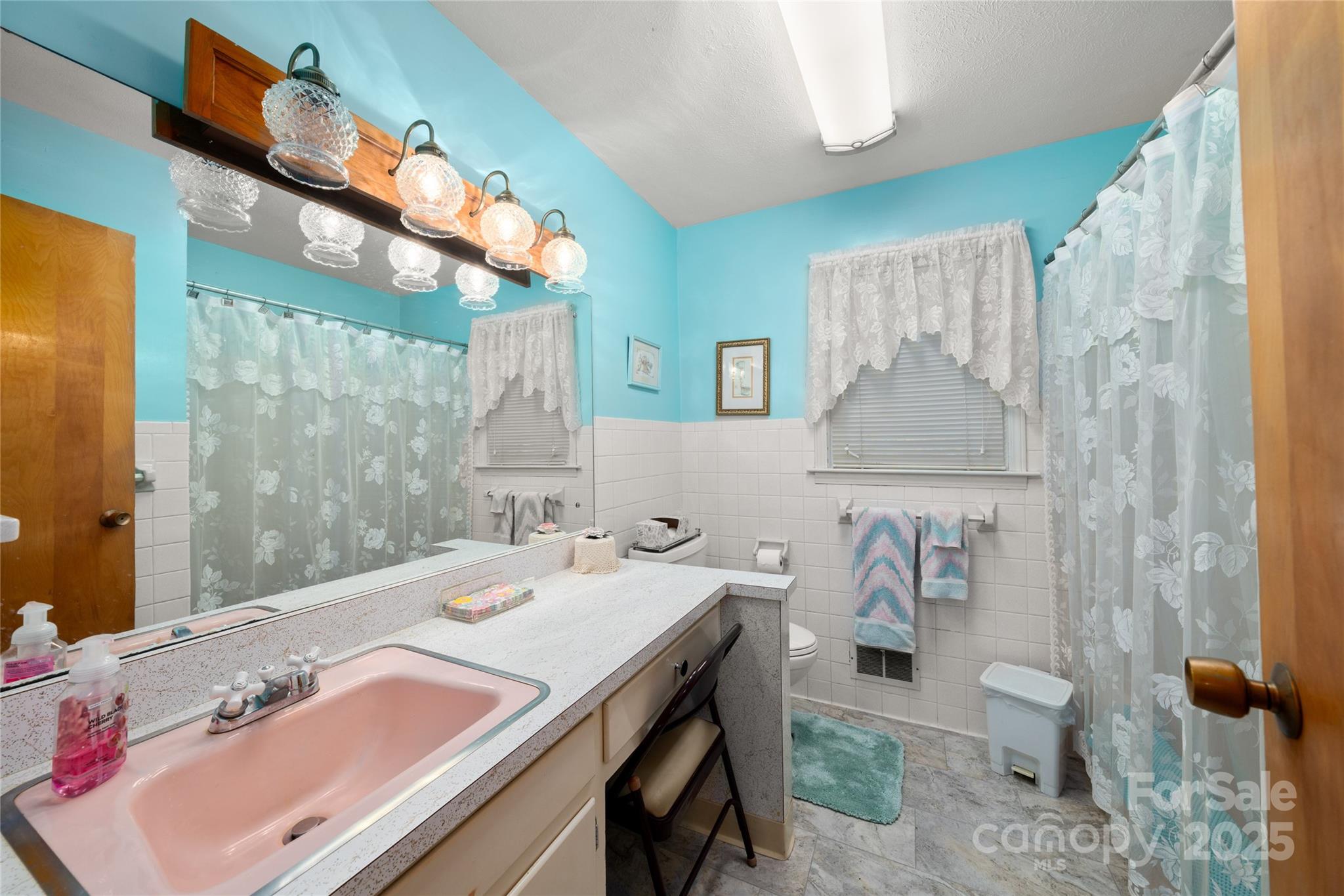 335 Lake Circle Drive Hendersonville NC 28792