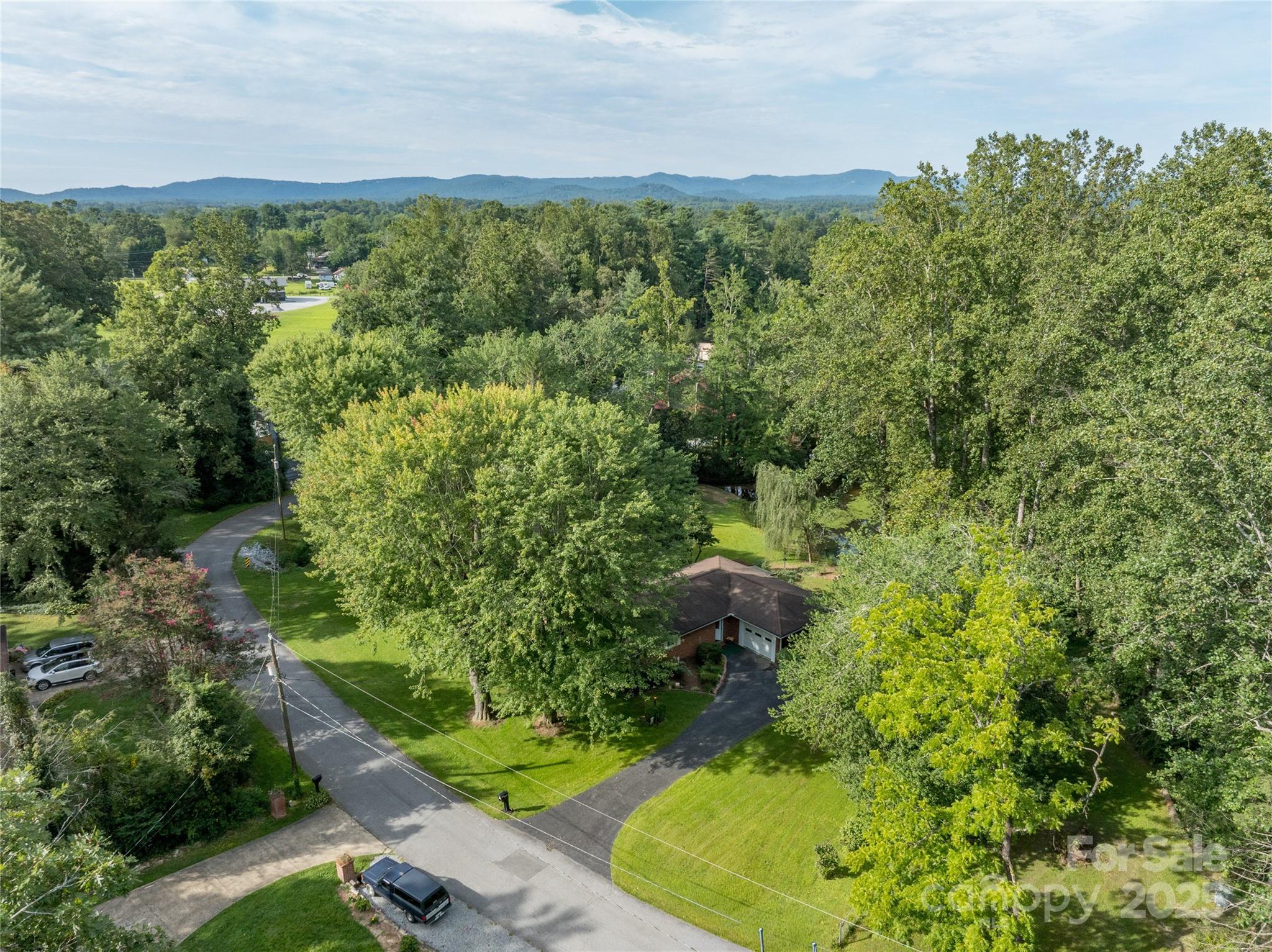 335 Lake Circle Drive Hendersonville NC 28792