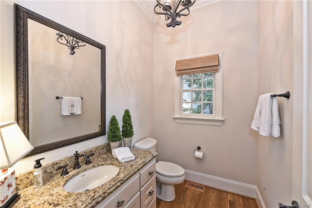 2021 Coniston Place Charlotte NC 28207