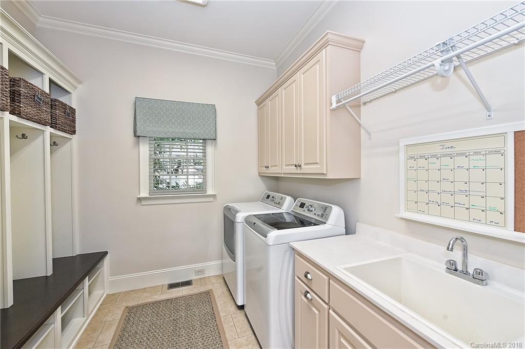 2021 Coniston Place Charlotte NC 28207
