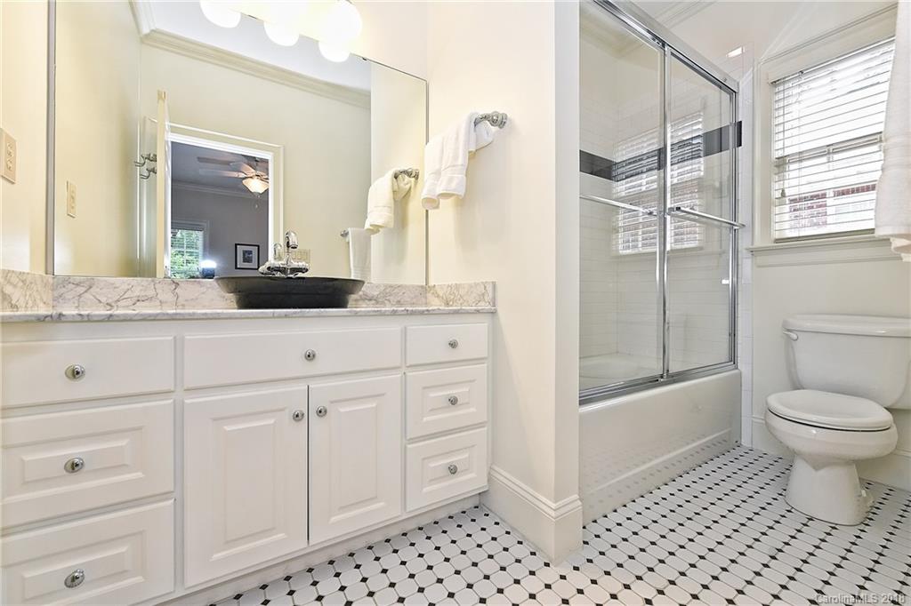 2021 Coniston Place Charlotte NC 28207