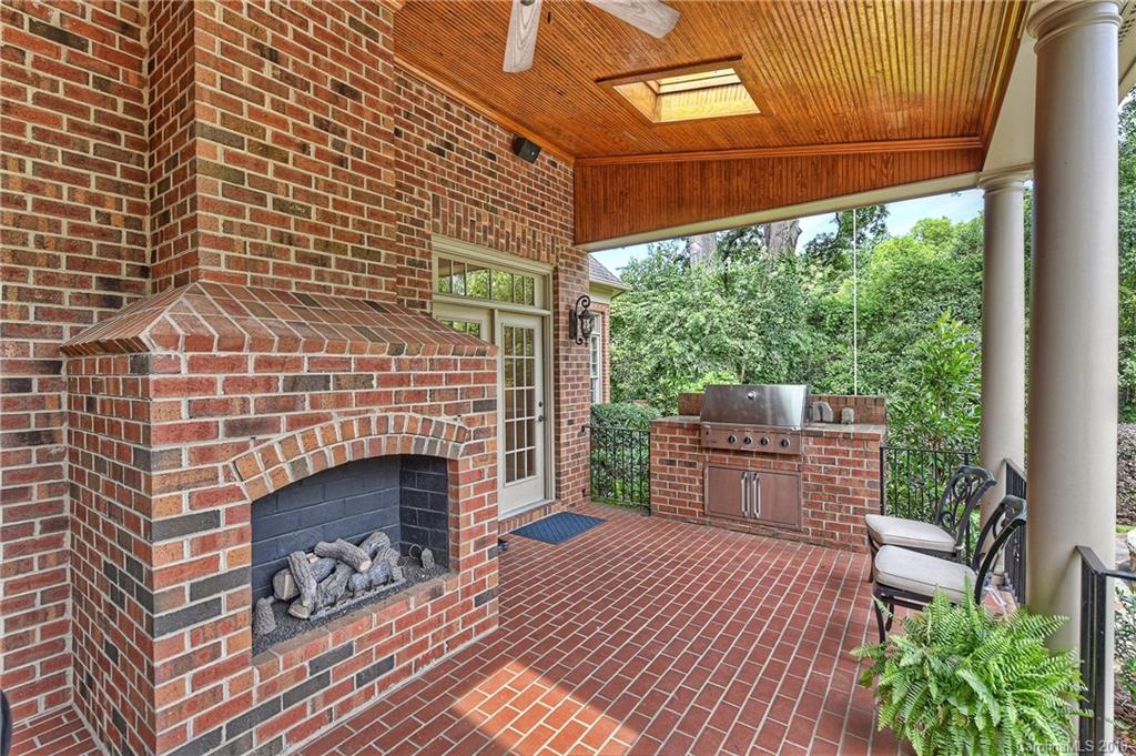 2021 Coniston Place Charlotte NC 28207