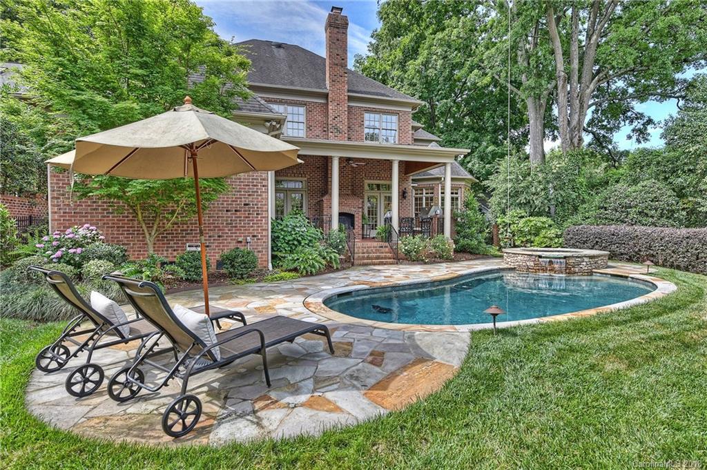 2021 Coniston Place Charlotte NC 28207