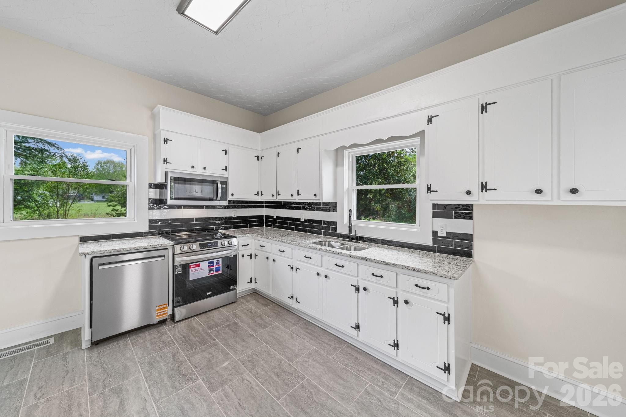 511 W Passaic Street Peachland NC 28133