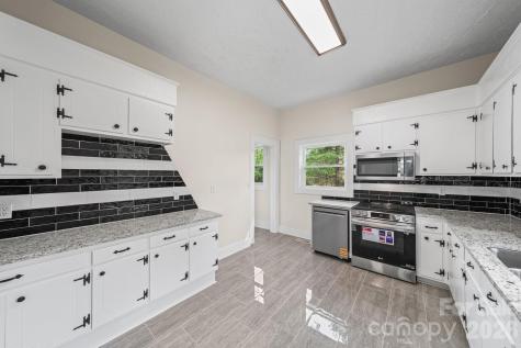 511 W Passaic Street Peachland NC 28133