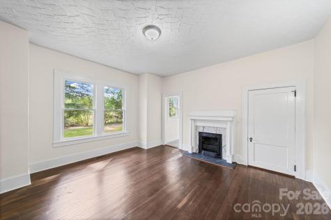 511 W Passaic Street Peachland NC 28133