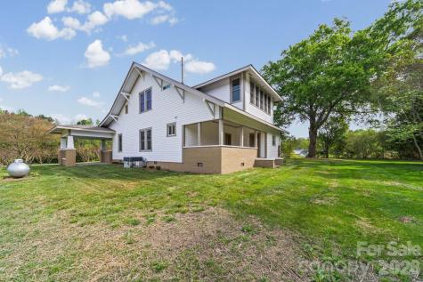 511 W Passaic Street Peachland NC 28133