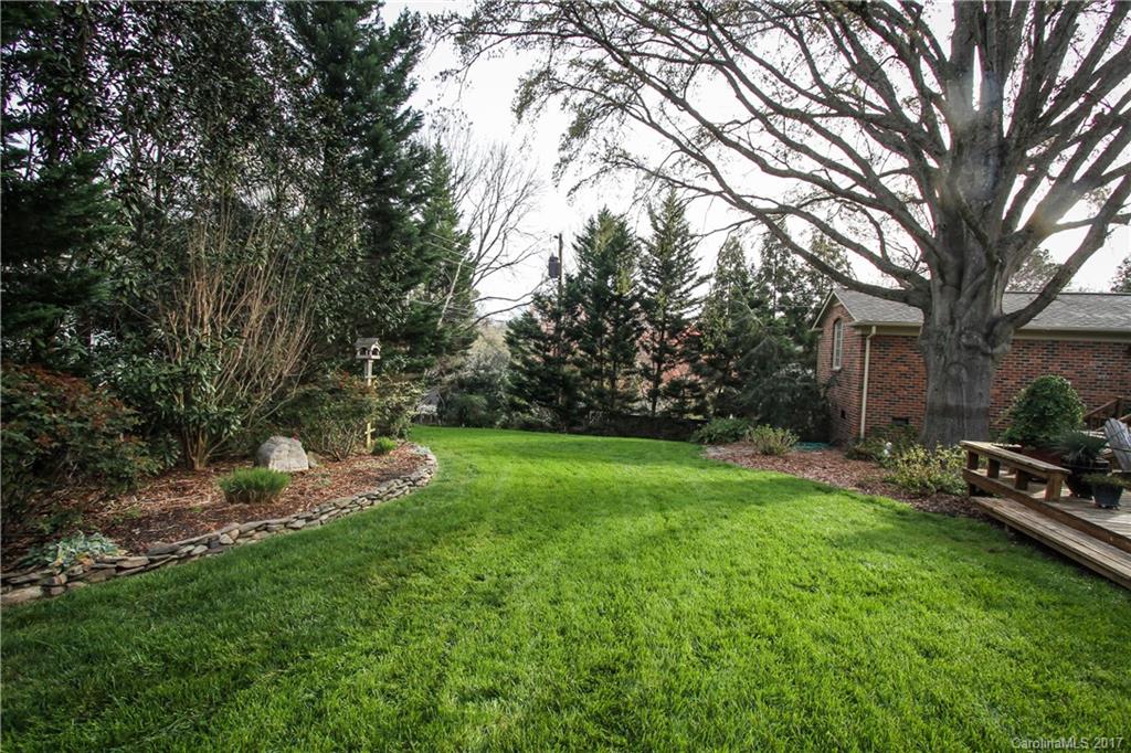 2407 Hobart Court Charlotte NC 28209