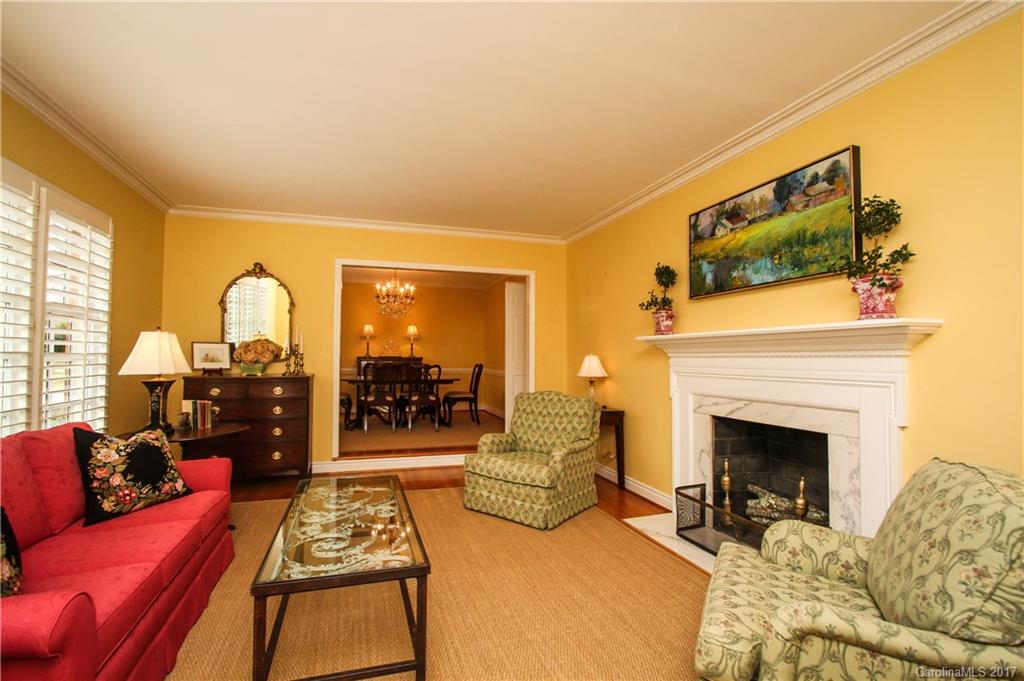 2407 Hobart Court Charlotte NC 28209
