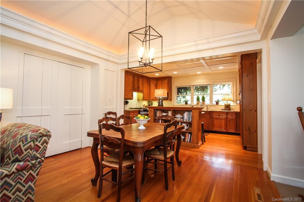 2407 Hobart Court Charlotte NC 28209