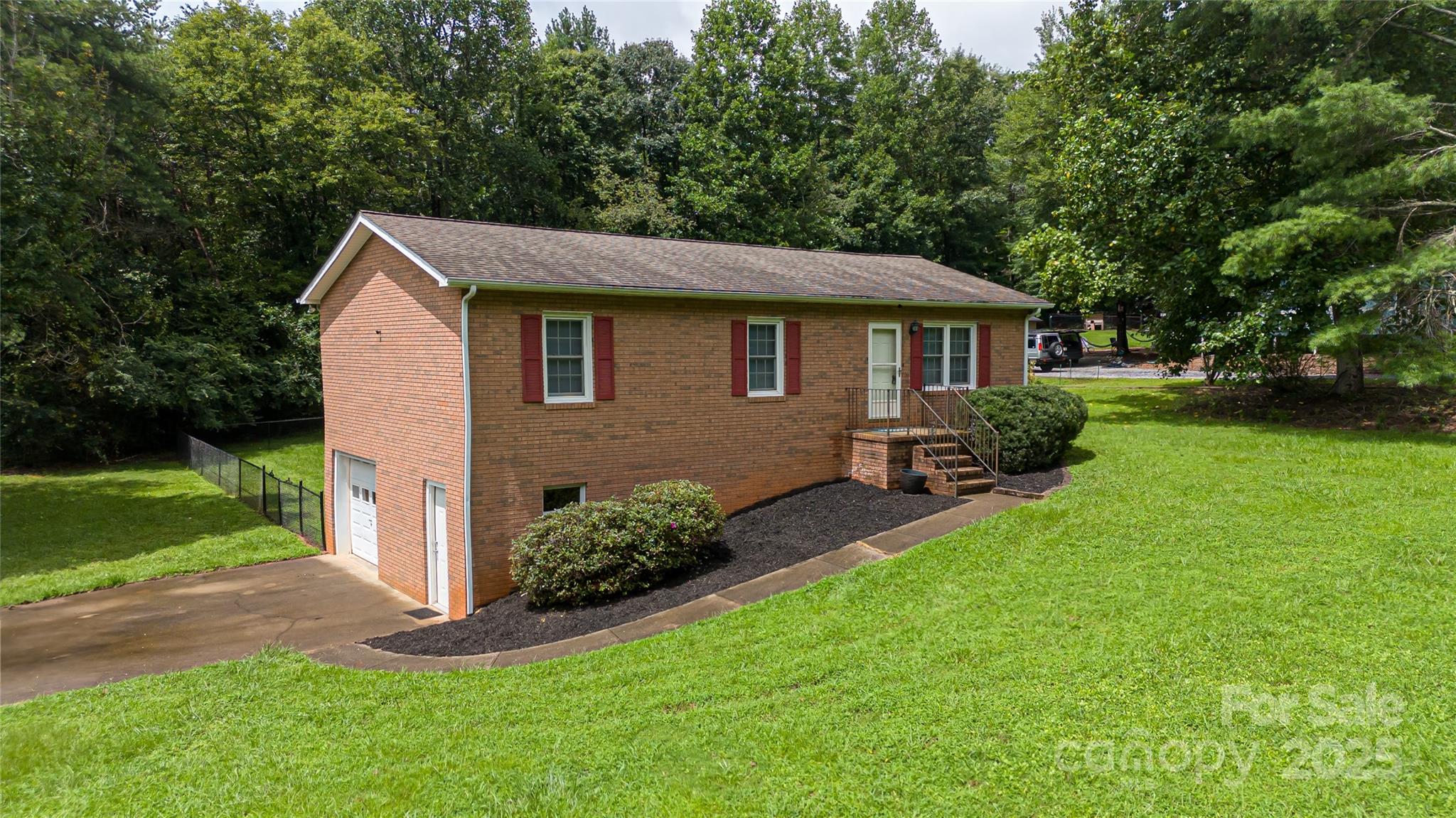 2970 Lake Drive Morganton NC 28655