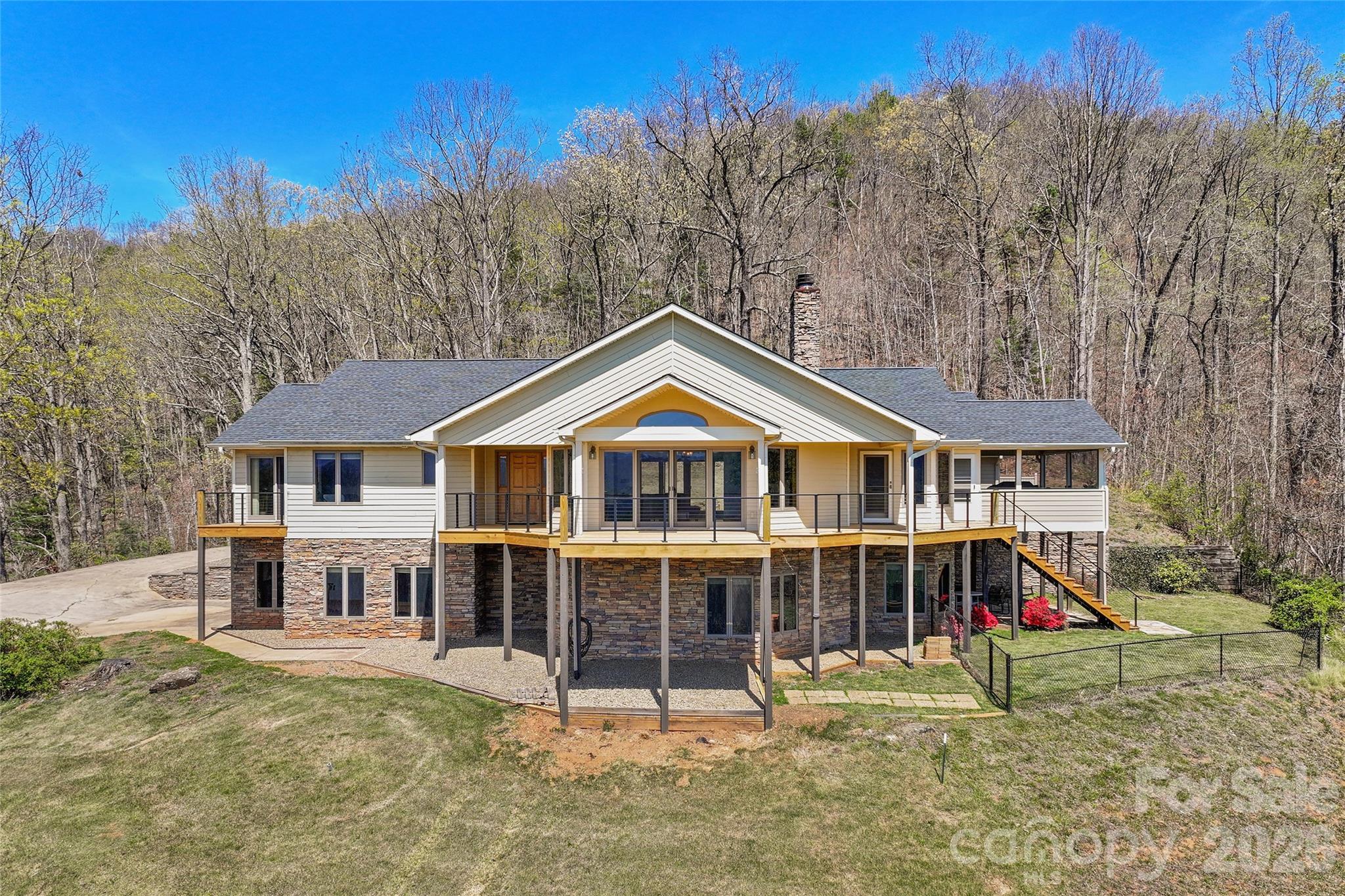 Leicester NC, 151 Kerr Road