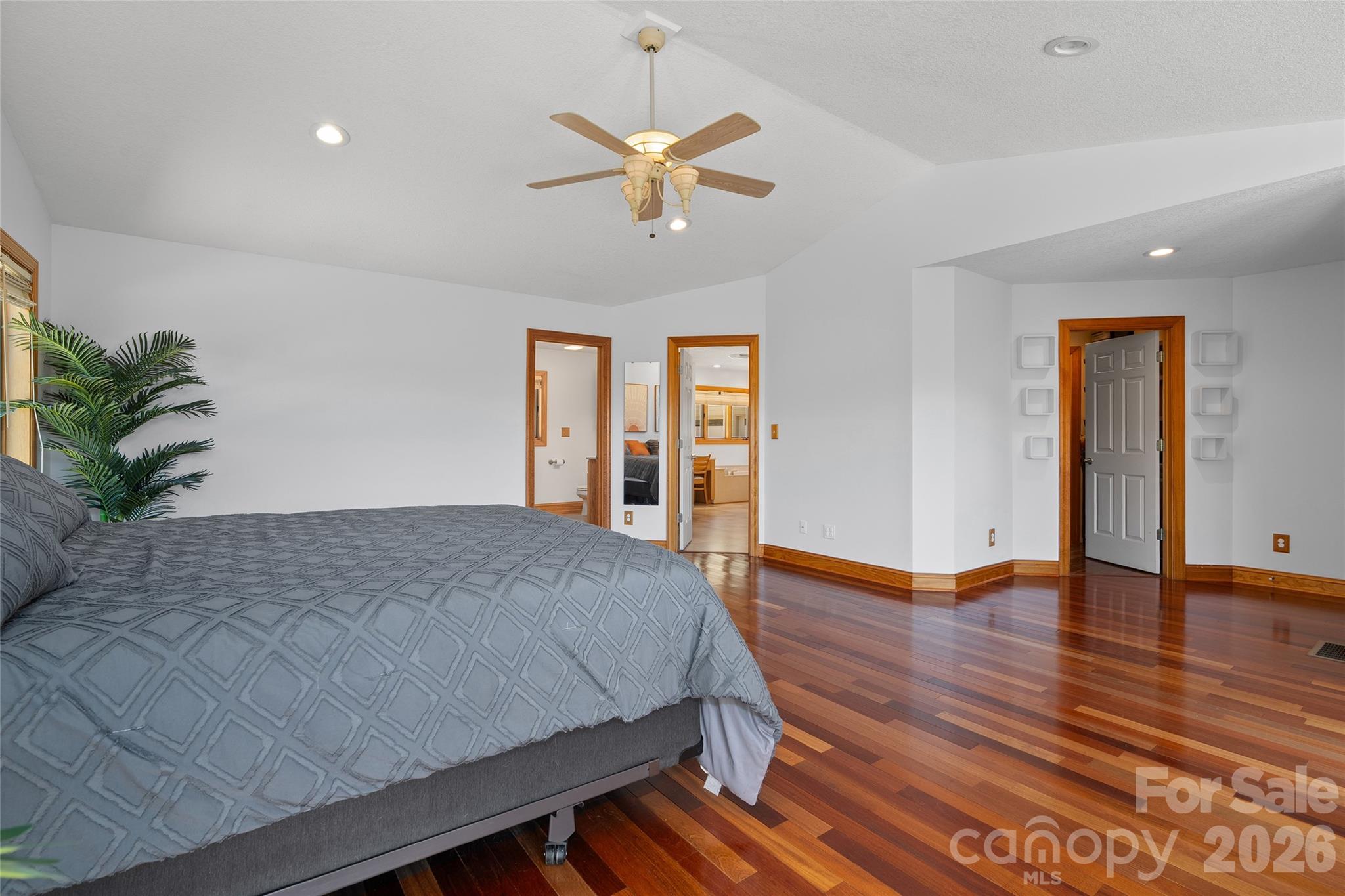 151 Kerr Road Leicester NC 28748