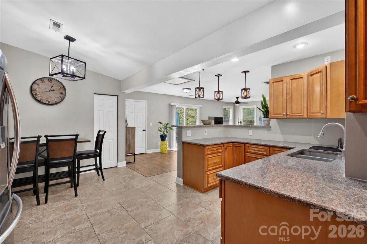 6308 Pineburr Road Charlotte NC 28211