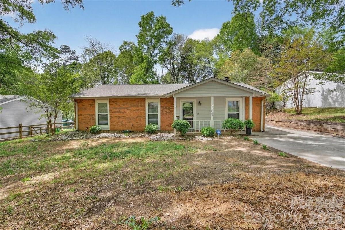 6308 Pineburr Road Charlotte NC 28211