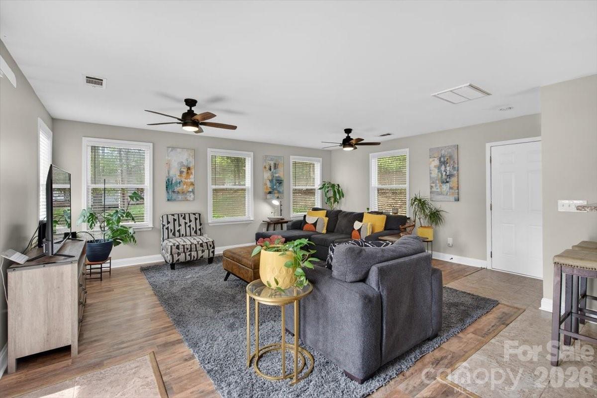 6308 Pineburr Road Charlotte NC 28211
