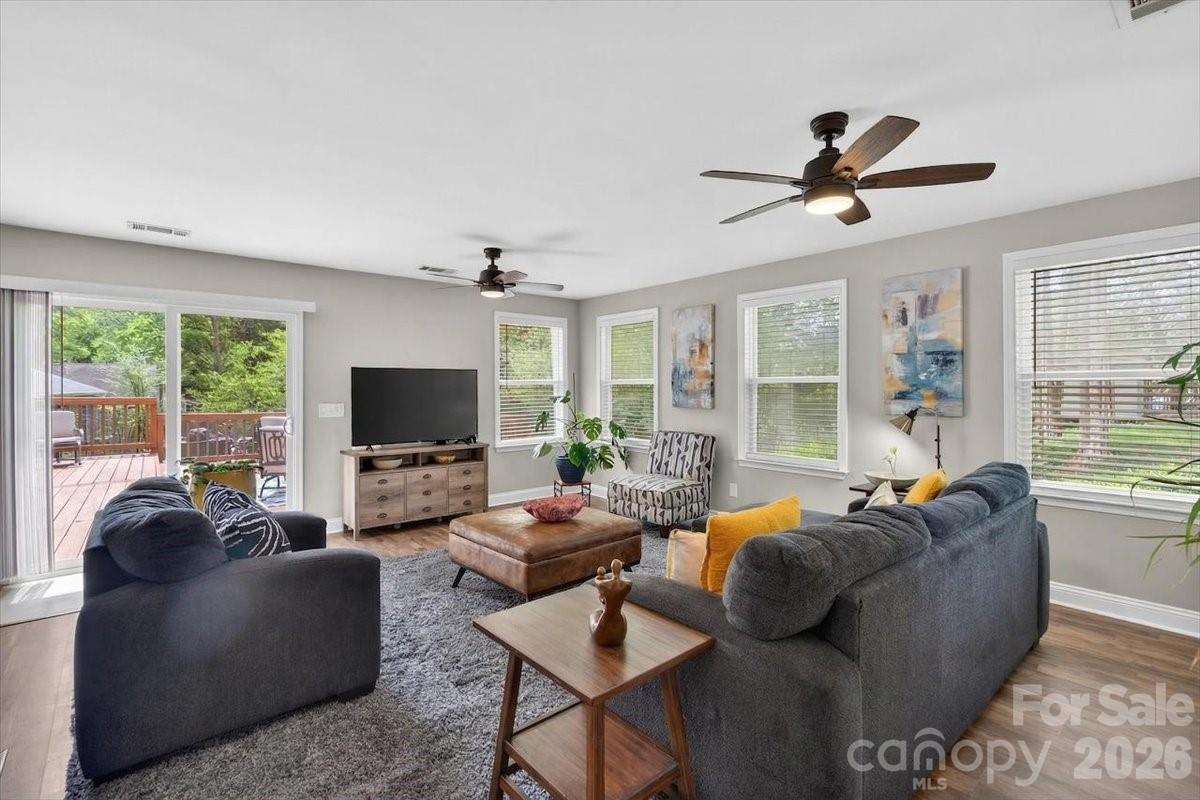 6308 Pineburr Road Charlotte NC 28211