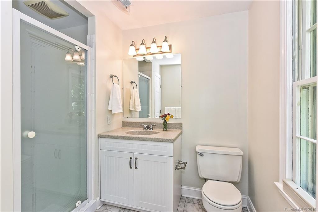 1108 Circlewood Drive Charlotte NC 28211