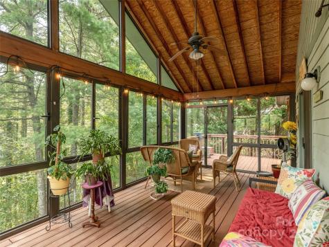 30 Hillcreek Drive Asheville NC 28804