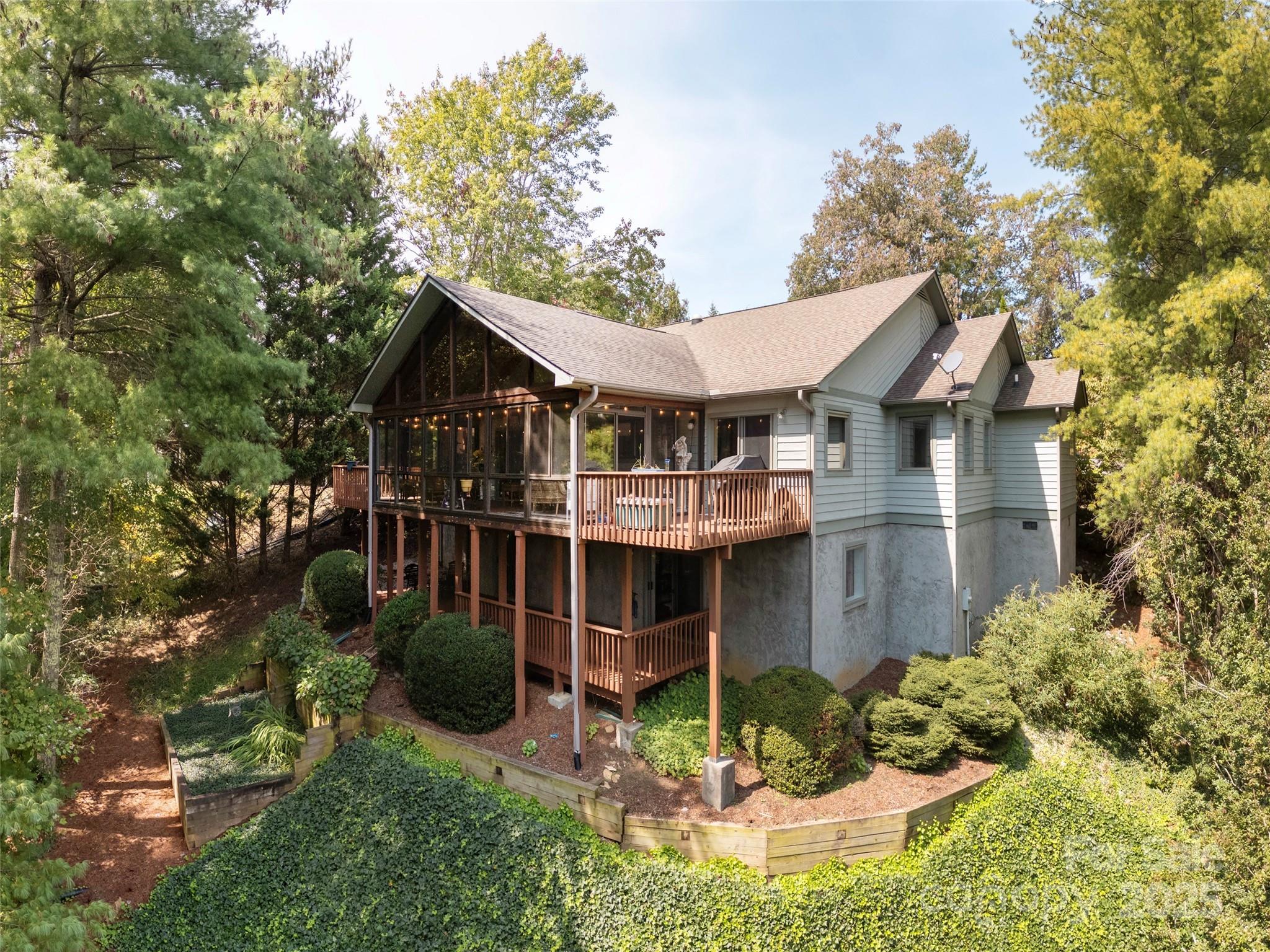 30 Hillcreek Drive Asheville NC 28804