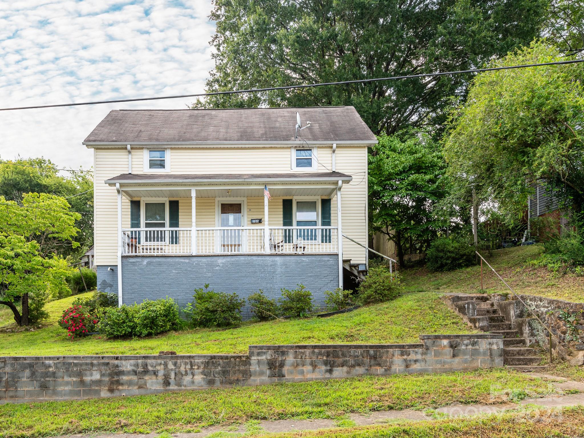 205 Franklin Avenue NW Concord NC 28025