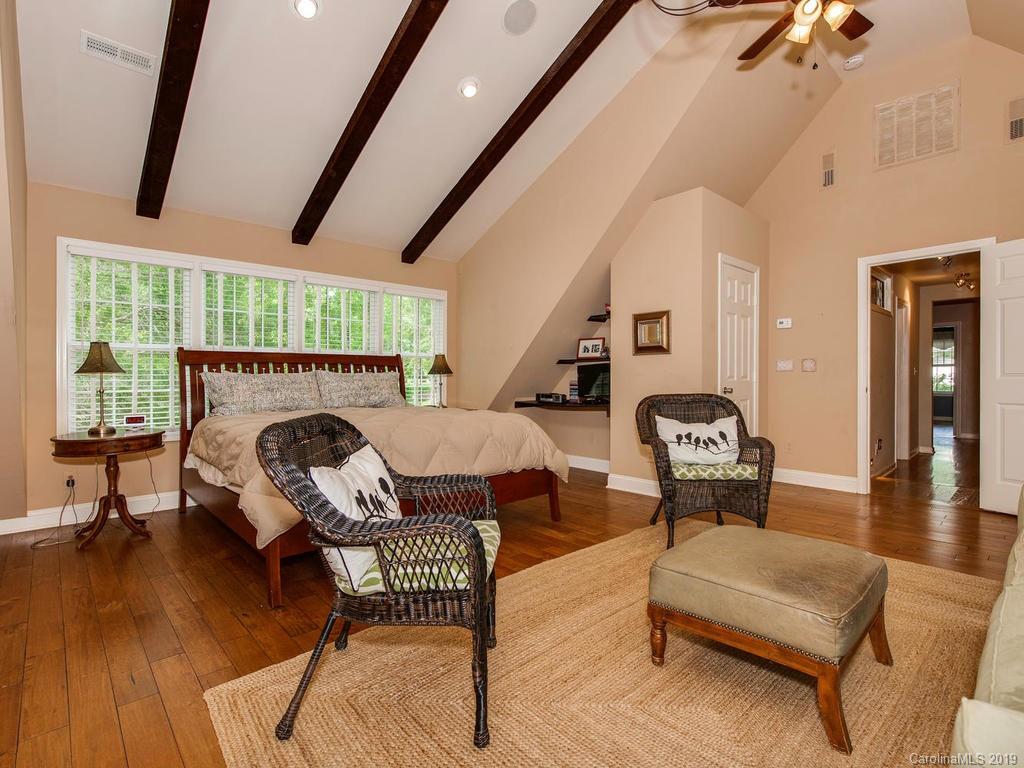 4701 Montibello Drive Charlotte NC 28226