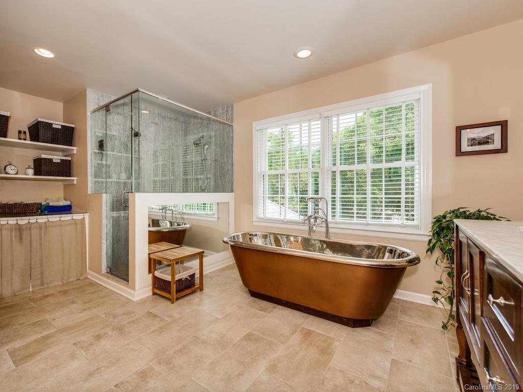 4701 Montibello Drive Charlotte NC 28226