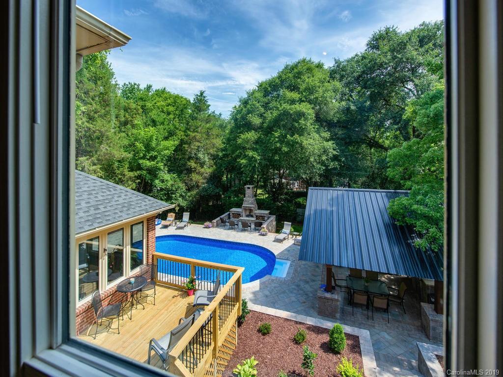4701 Montibello Drive Charlotte NC 28226