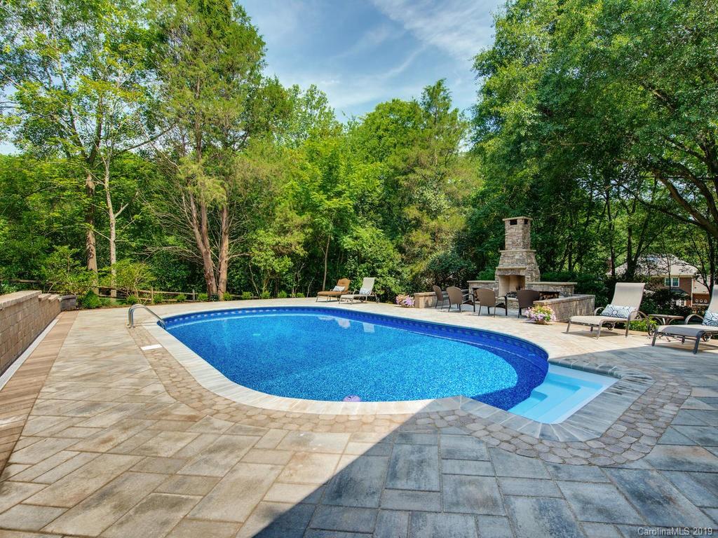 4701 Montibello Drive Charlotte NC 28226