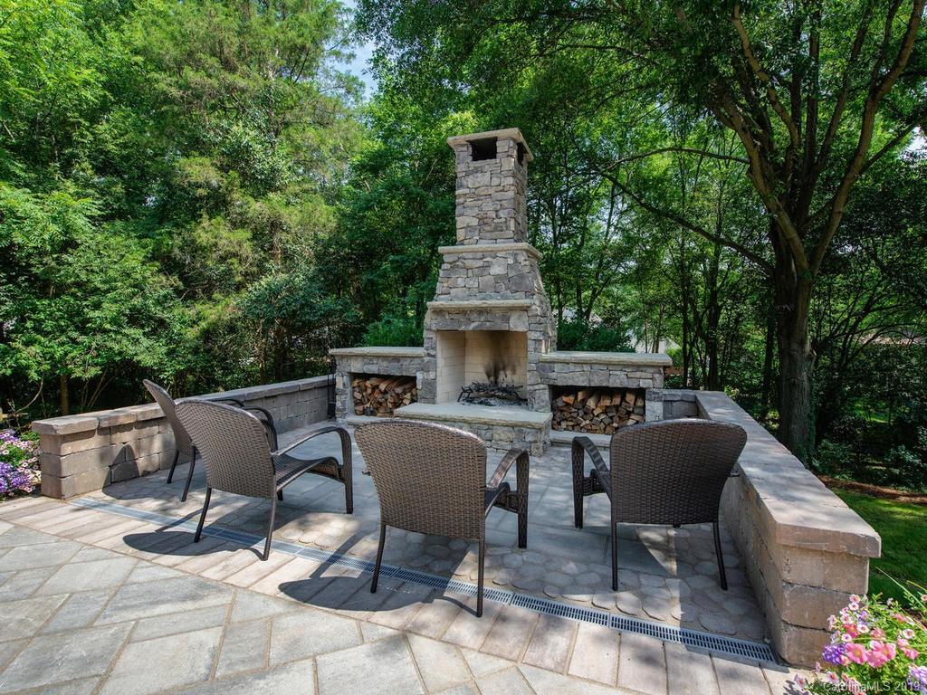 4701 Montibello Drive Charlotte NC 28226
