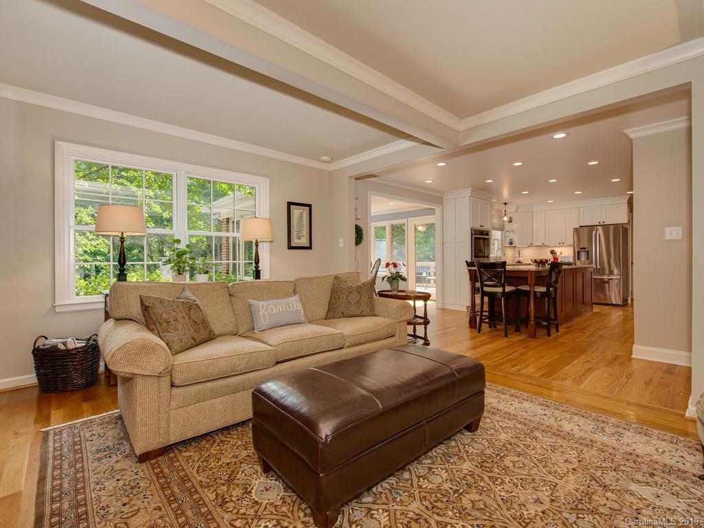 4701 Montibello Drive Charlotte NC 28226