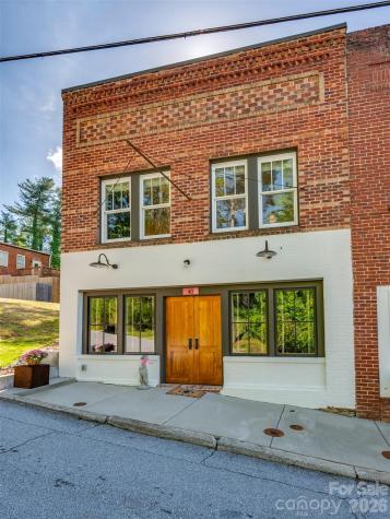 40 Church Street Saluda NC 28773