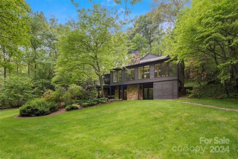 9 Shadowbrook Drive Weaverville NC 28787