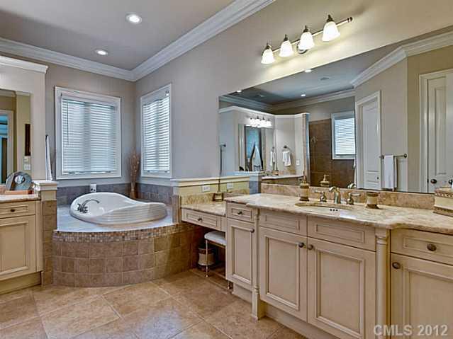 7010 Summerhill Ridge Drive Charlotte NC 28226