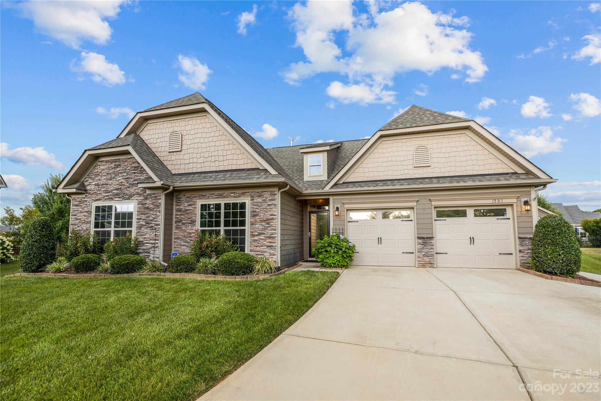 1501 Post Court Gastonia NC 28054