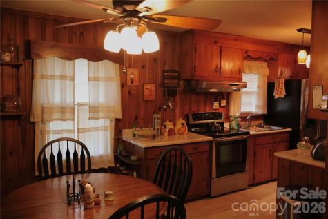 1529 W Market Street Cheraw SC 29520