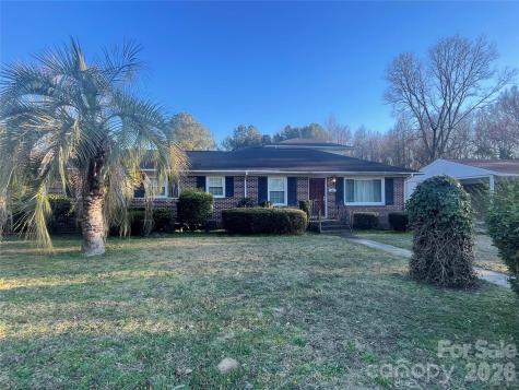 1529 W Market Street Cheraw SC 29520