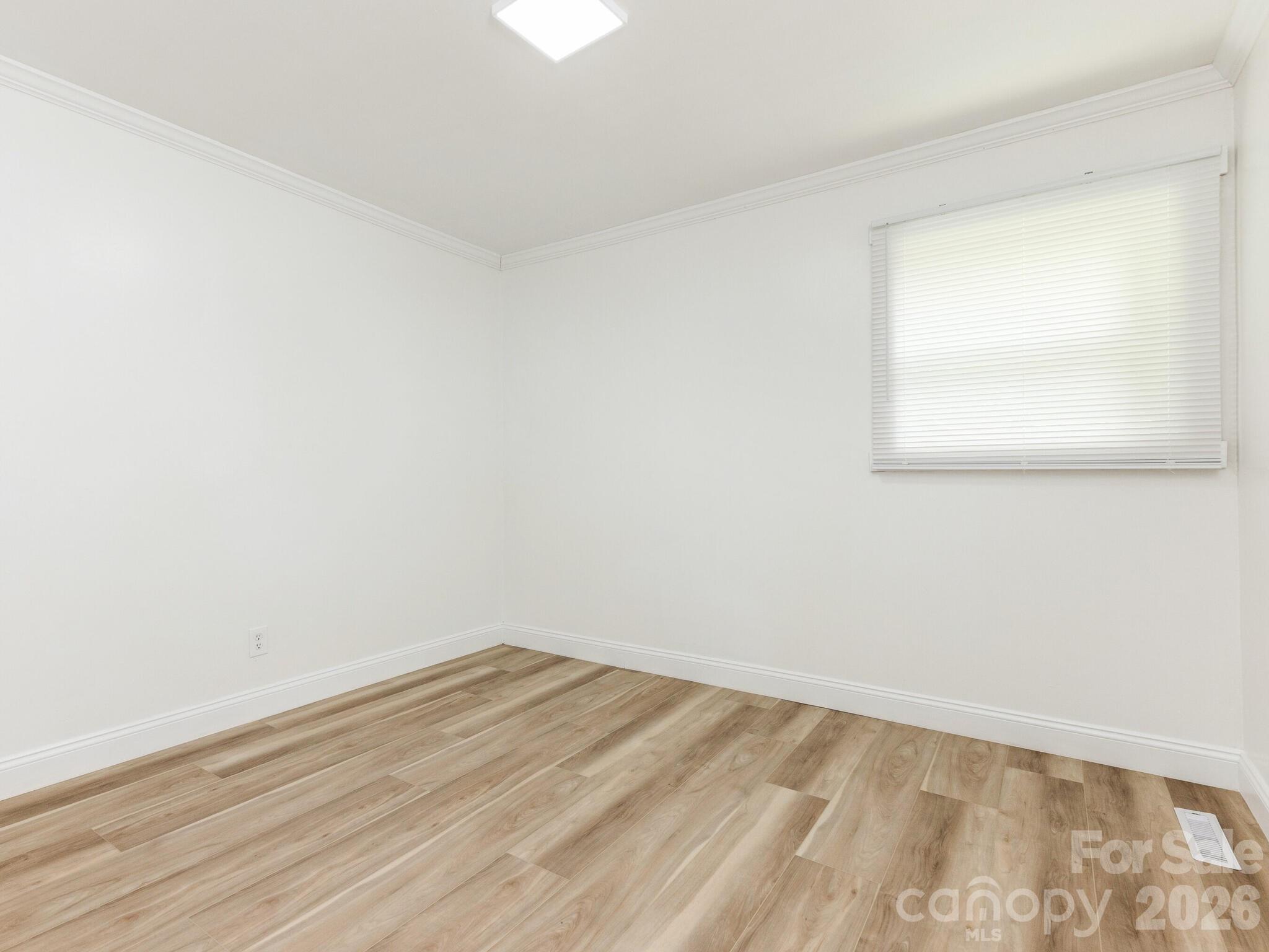 1831 Erie Street Charlotte NC 28216