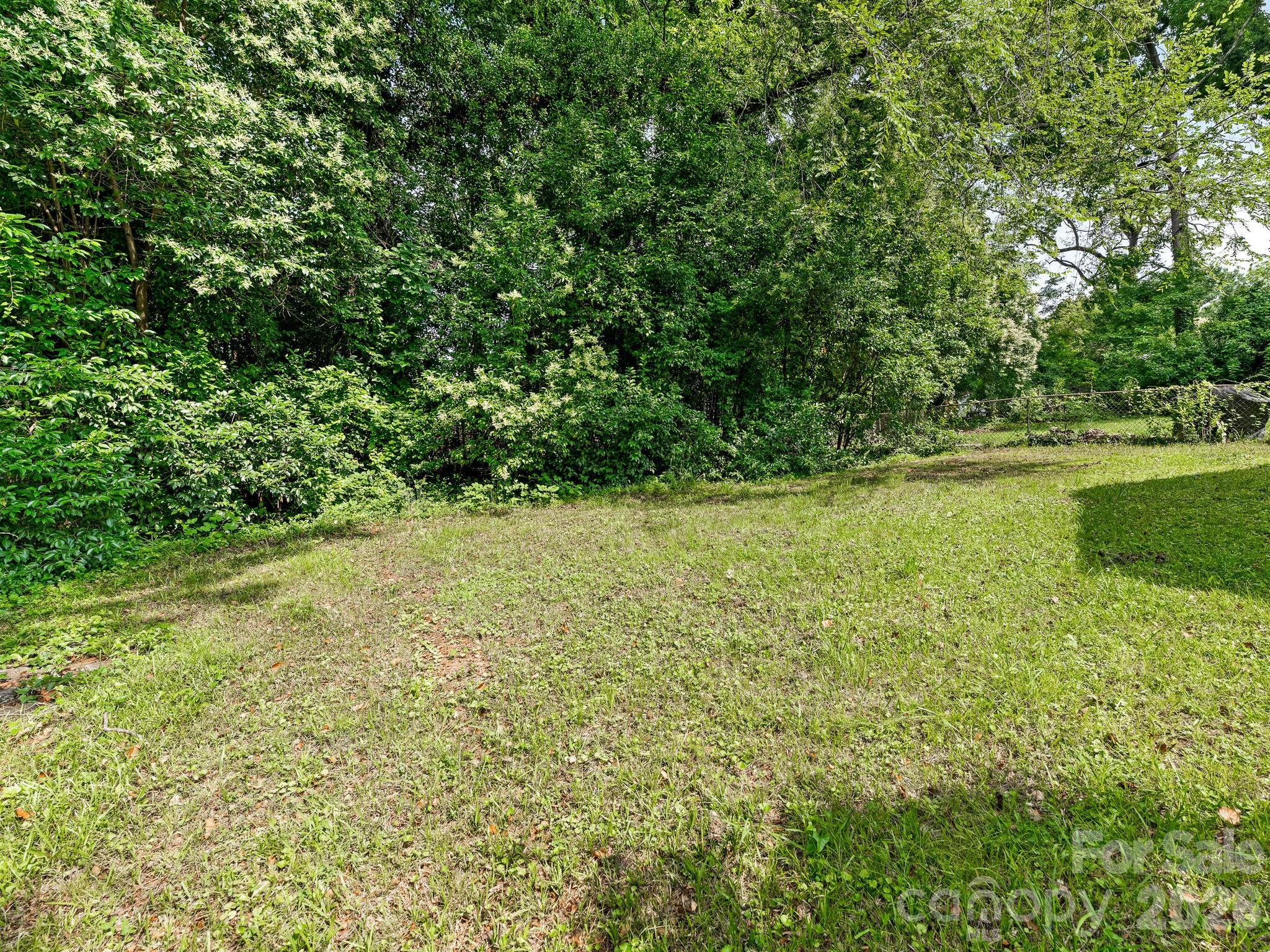 1831 Erie Street Charlotte NC 28216