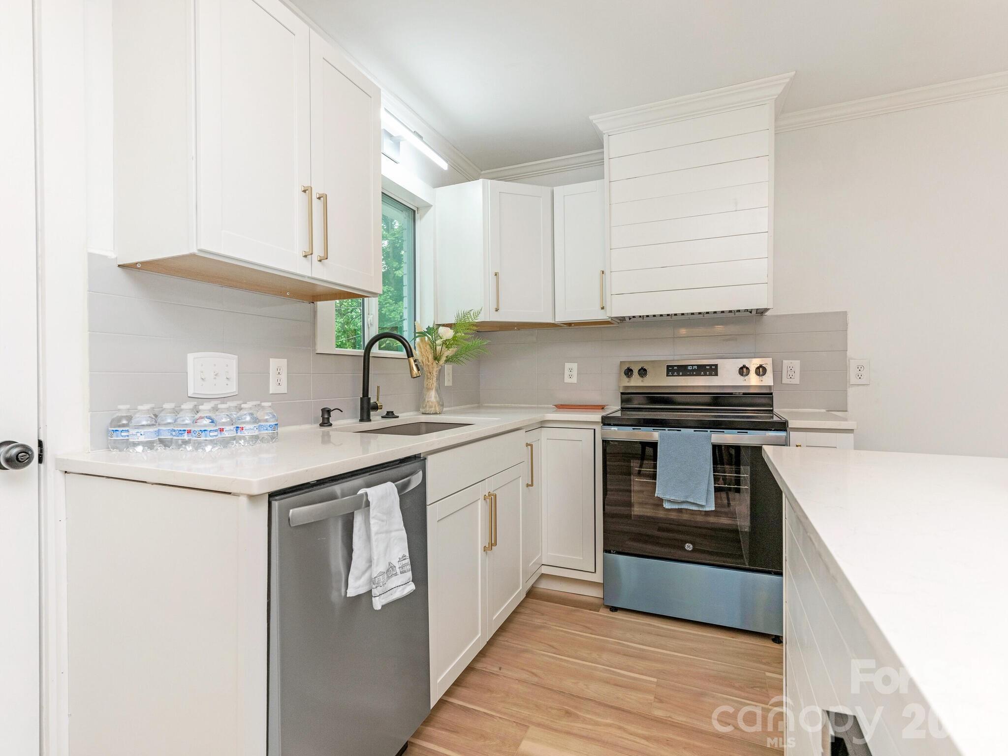 1831 Erie Street Charlotte NC 28216